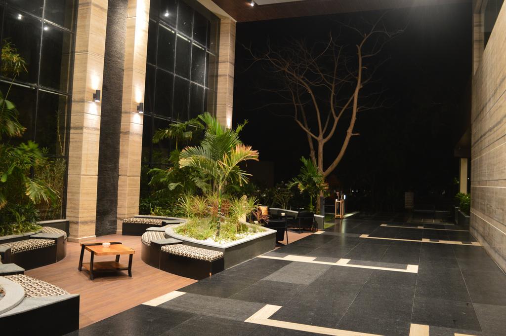 Welcomhotel By Itc Hotels, Kences Palm Beach, Mamallapuram Buitenkant foto